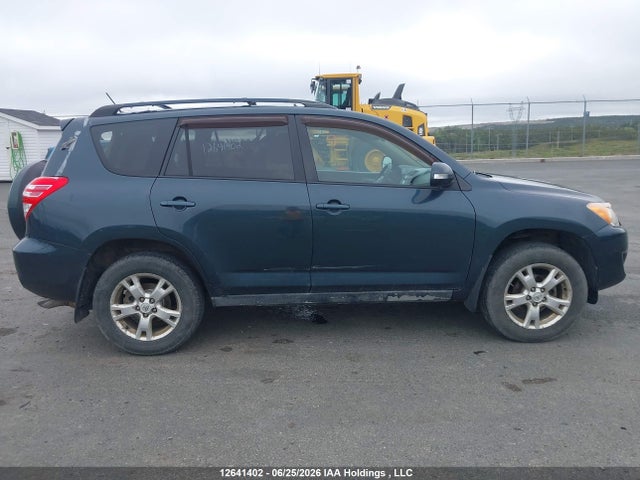 12641402 :رقم المزاد ، 2T3BF4DV8BW168424 vin ، 2011 Toyota Rav4 مزاد بيع