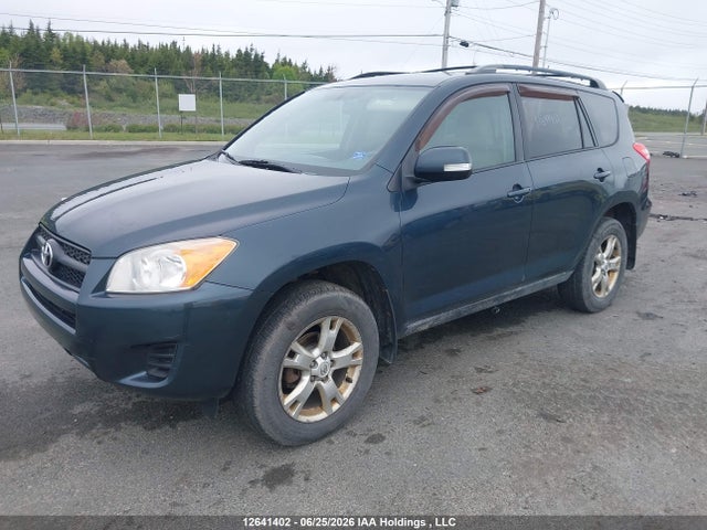 12641402 :رقم المزاد ، 2T3BF4DV8BW168424 vin ، 2011 Toyota Rav4 مزاد بيع