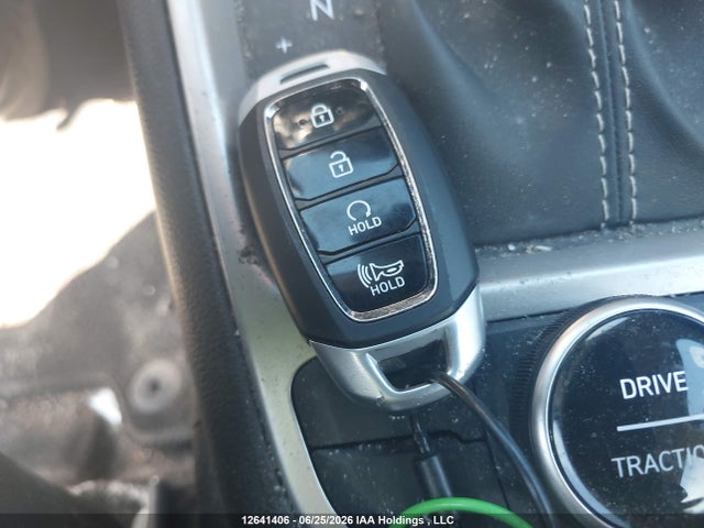 KMHRC8A31RU310651 Hyundai Venue Sel/limited
