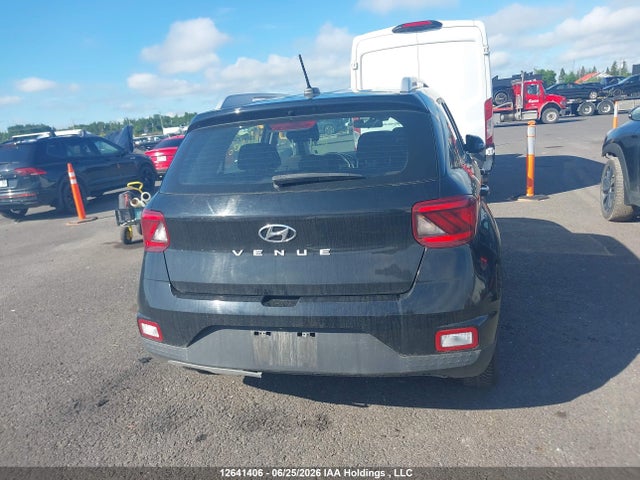KMHRC8A31RU310651 Hyundai Venue Sel/limited
