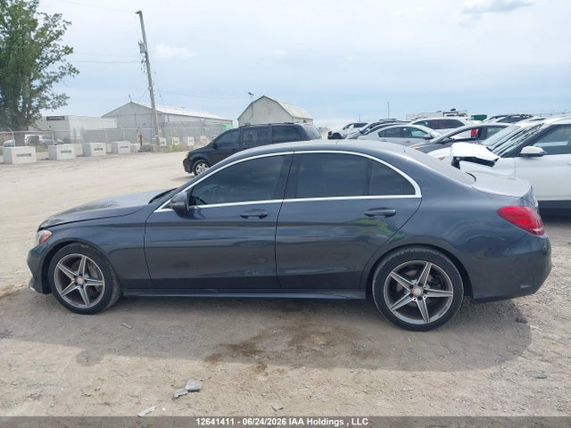 2016 Mercedes-benz C 300 4matic მანქანა იყიდება აუქციონზე, vin: 55SWF4KB8GU131105, აუქციონის ნომერი: 12641411