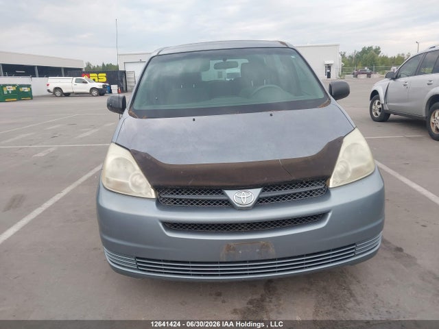 2004 Toyota Sienna Ce მანქანა იყიდება აუქციონზე, vin: 5TDZA29C44S015293, აუქციონის ნომერი: 12641424