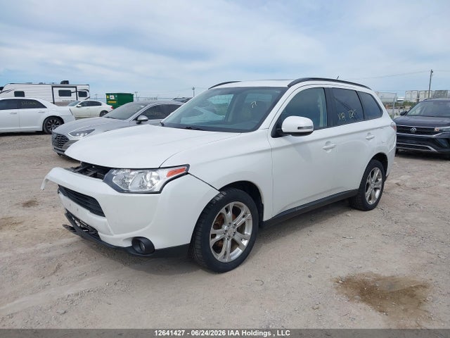 JA4JZ3AX9EZ604568 Mitsubishi Outlander Se