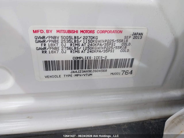 JA4JZ3AX9EZ604568 Mitsubishi Outlander Se