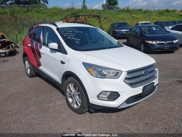 Ford ESCAPE SE 2017 1FMCU0GD7HUA69942 Image 1