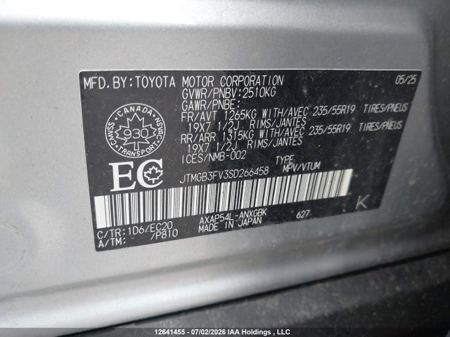 Toyota RAV4 XSE 2025 JTMGB3FV3SD266458 Image 18