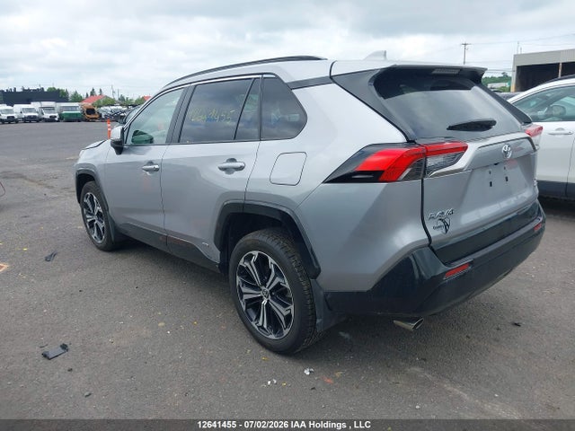 Toyota RAV4 XSE 2025 JTMGB3FV3SD266458 Image 3
