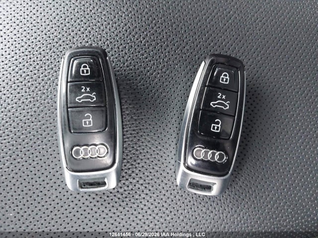 Продажа на аукционе авто 2023 Audi Q7 Technik, vin: WA1WXBF78PD002565, номер лота: 12641456