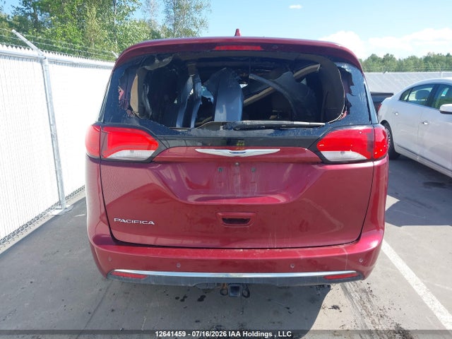 Продаж на аукціоні авто 2018 Chrysler Pacifica Touring L Plus, vin: 2C4RC1EG3JR107092, номер лоту: 12641459