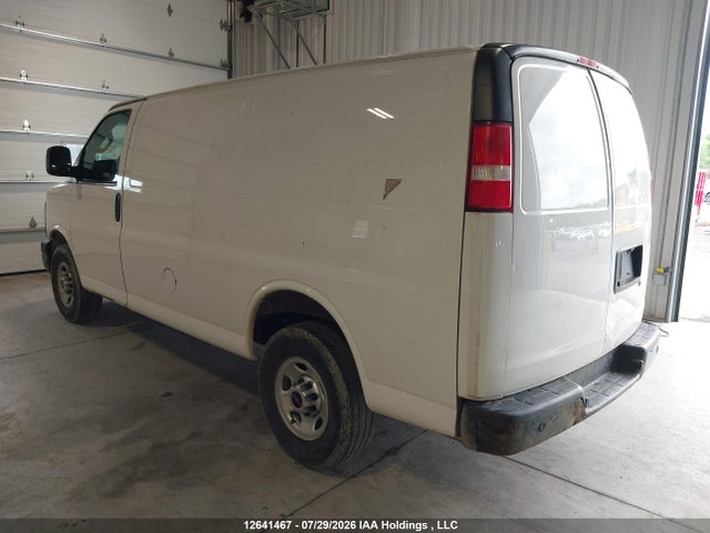 GMC Savana 2500 Work Van 2017 1GTW7AFF3H1121182 Image 3
