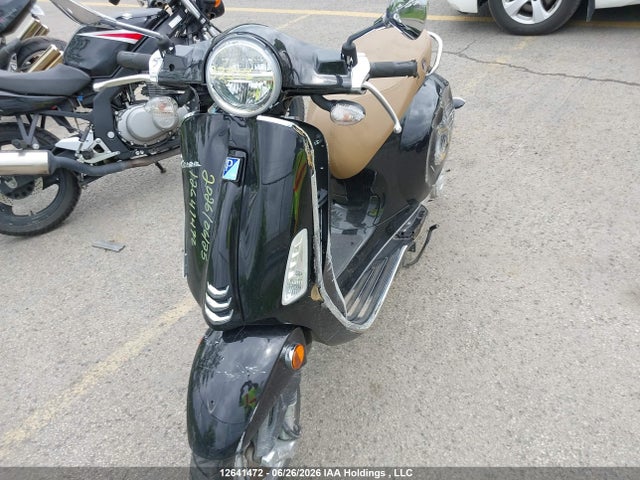 2023 Vespa Primavera/sprint 50 მანქანა იყიდება აუქციონზე, vin: ZAPCA06B6P5107827, აუქციონის ნომერი: 12641472