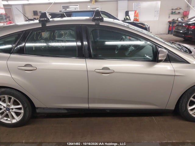 Ford FOCUS SE 2016 1FADP3K20GL218287 Image 13