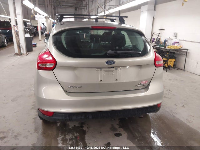 Ford FOCUS SE 2016 1FADP3K20GL218287 Image 16