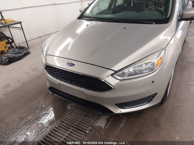 Ford FOCUS SE 2016 1FADP3K20GL218287 Image 21