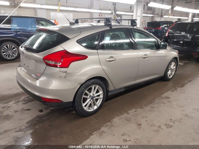 Ford FOCUS SE 2016 1FADP3K20GL218287 Image 4