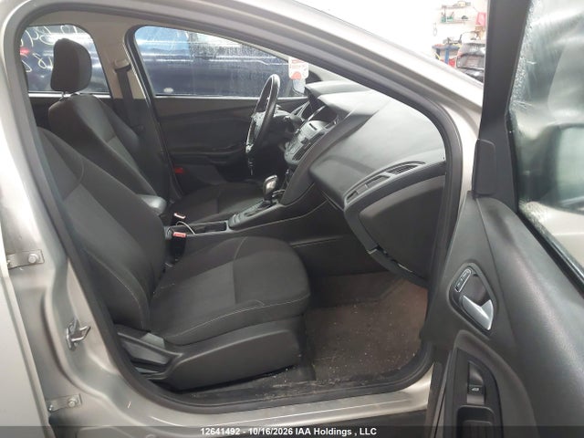 Ford FOCUS SE 2016 1FADP3K20GL218287 Image 5