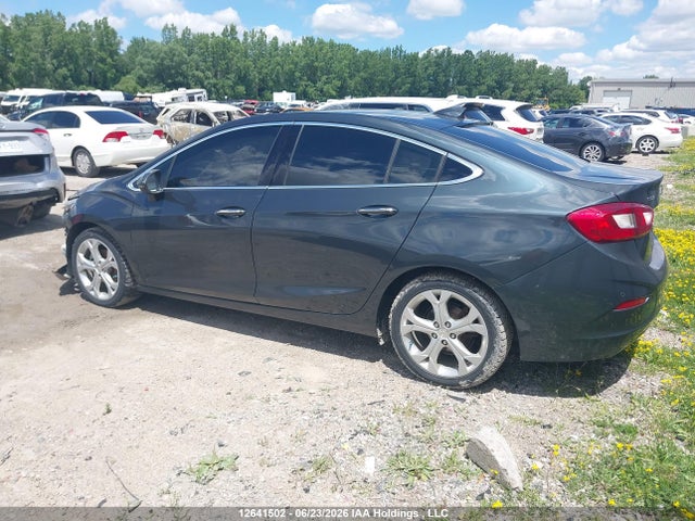 1G1BF5SM5J7135688 Chevrolet Cruze Premier