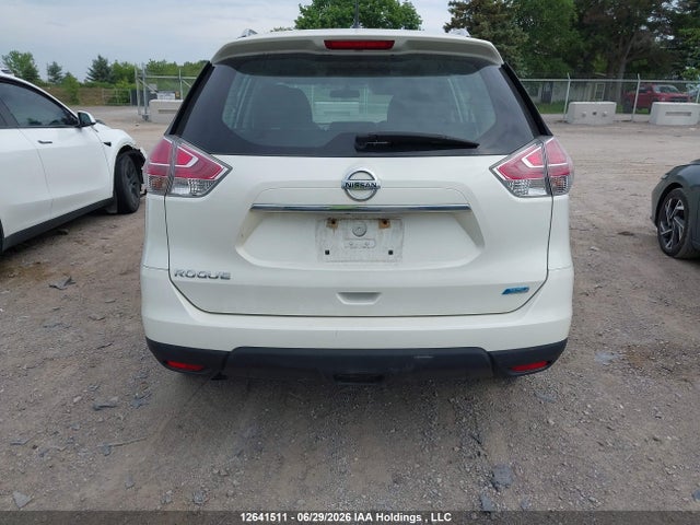 2015 Nissan Rogue S/sv მანქანა იყიდება აუქციონზე, vin: 5N1AT2MT0FC880101, აუქციონის ნომერი: 12641511