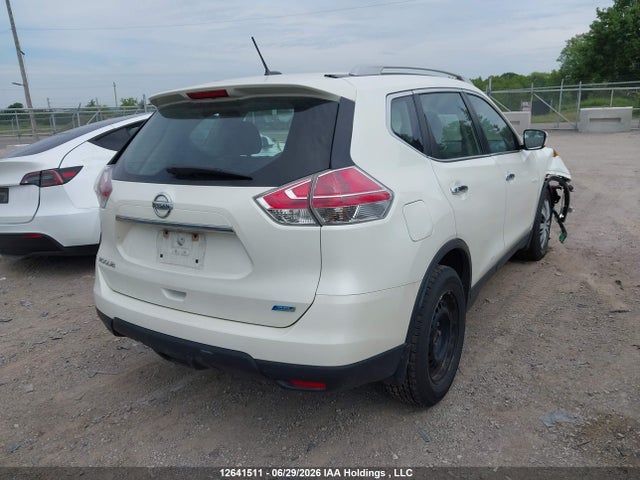 2015 Nissan Rogue S/sv მანქანა იყიდება აუქციონზე, vin: 5N1AT2MT0FC880101, აუქციონის ნომერი: 12641511