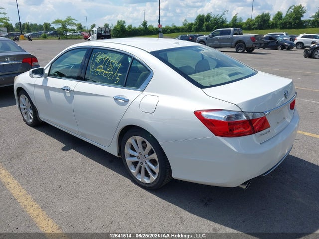 Honda Accord 2014 1HGCR3F92EA800215 Image 3