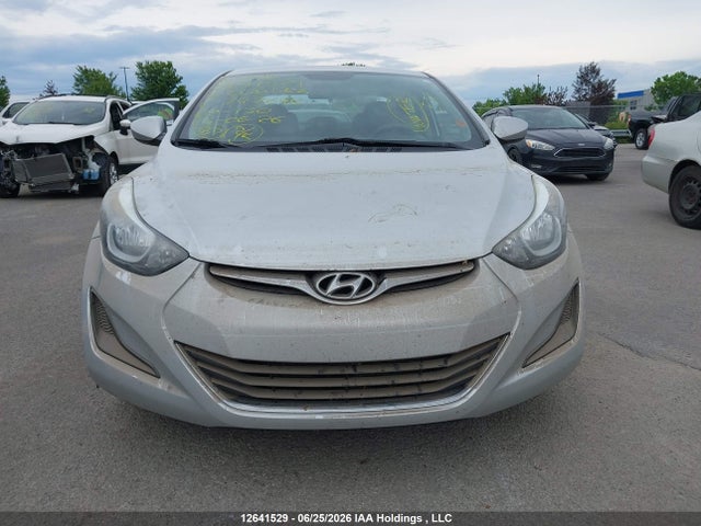 Продажа на аукционе авто 2016 Hyundai Elantra, vin: 5NPDH4AE0GH797696, номер лота: 12641529
