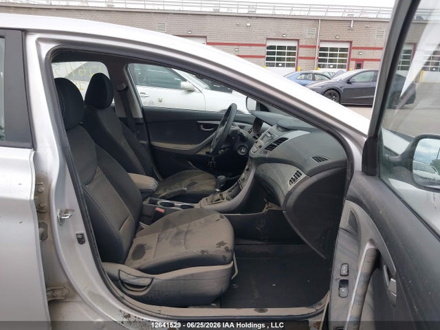 Продажа на аукционе авто 2016 Hyundai Elantra, vin: 5NPDH4AE0GH797696, номер лота: 12641529