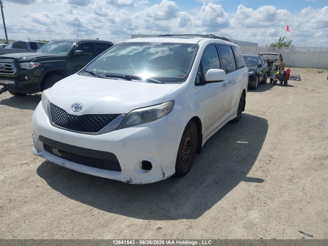 Продаж на аукціоні авто 2014 Toyota Sienna Se 8 Passenger, vin: 5TDXK3DC4ES465397, номер лоту: 12641543