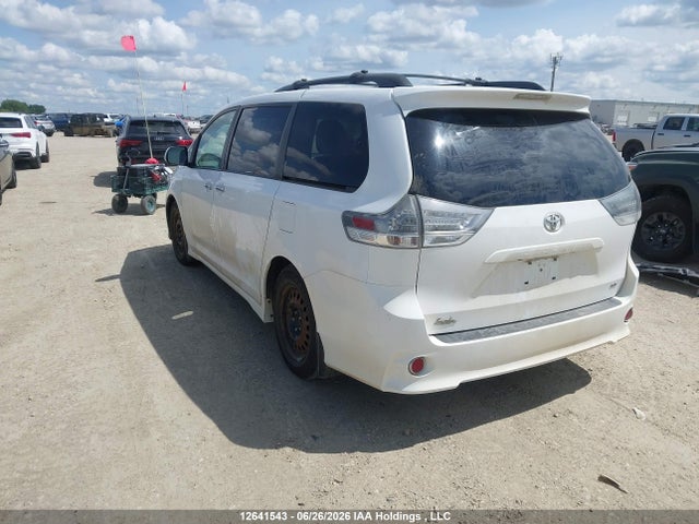 Продаж на аукціоні авто 2014 Toyota Sienna Se 8 Passenger, vin: 5TDXK3DC4ES465397, номер лоту: 12641543