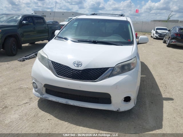 Продаж на аукціоні авто 2014 Toyota Sienna Se 8 Passenger, vin: 5TDXK3DC4ES465397, номер лоту: 12641543