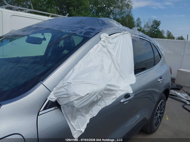 Продажа на аукционе авто 2024 Ford Escape, vin: 1FMCU0E1XRUB09487, номер лота: 12641562