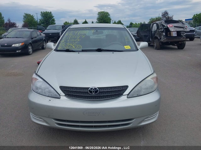 2002 Toyota Camry Le/xle მანქანა იყიდება აუქციონზე, vin: JTDBE32K020118174, აუქციონის ნომერი: 12641569