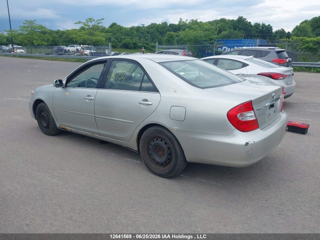 2002 Toyota Camry Le/xle მანქანა იყიდება აუქციონზე, vin: JTDBE32K020118174, აუქციონის ნომერი: 12641569