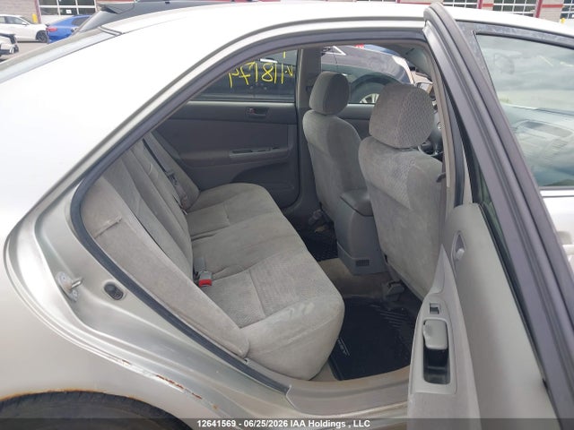 2002 Toyota Camry Le/xle მანქანა იყიდება აუქციონზე, vin: JTDBE32K020118174, აუქციონის ნომერი: 12641569