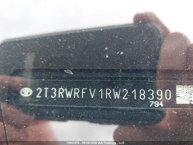 2T3RWRFV1RW218390 Toyota Rav4 Xle/woodland Edition