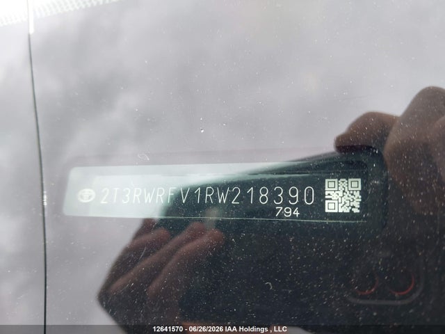 2T3RWRFV1RW218390 Toyota Rav4 Xle/woodland Edition
