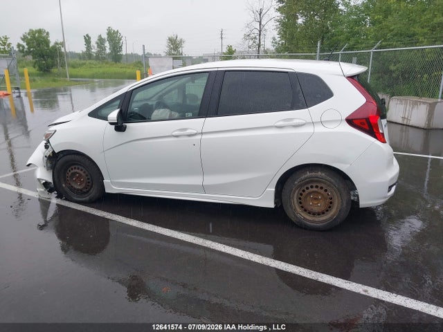 2018 Honda Fit Sport მანქანა იყიდება აუქციონზე, vin: 3HGGK5H67JM103091, აუქციონის ნომერი: 12641574