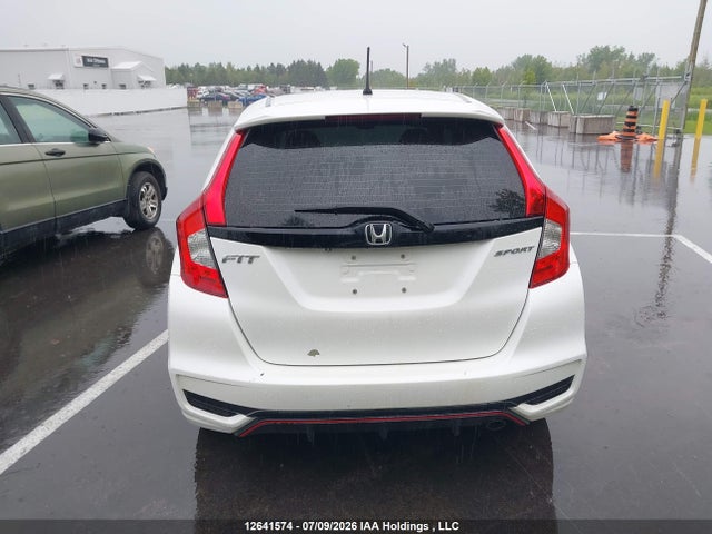 2018 Honda Fit Sport მანქანა იყიდება აუქციონზე, vin: 3HGGK5H67JM103091, აუქციონის ნომერი: 12641574