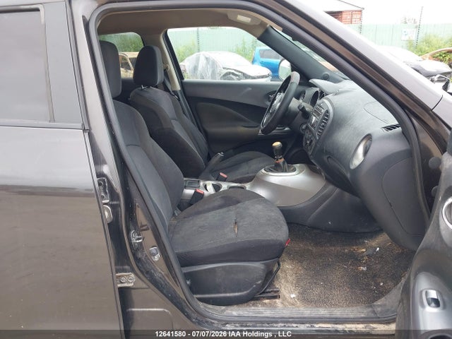 2011 Nissan Juke Sv მანქანა იყიდება აუქციონზე, vin: JN8AF5MRXBT009416, აუქციონის ნომერი: 12641580
