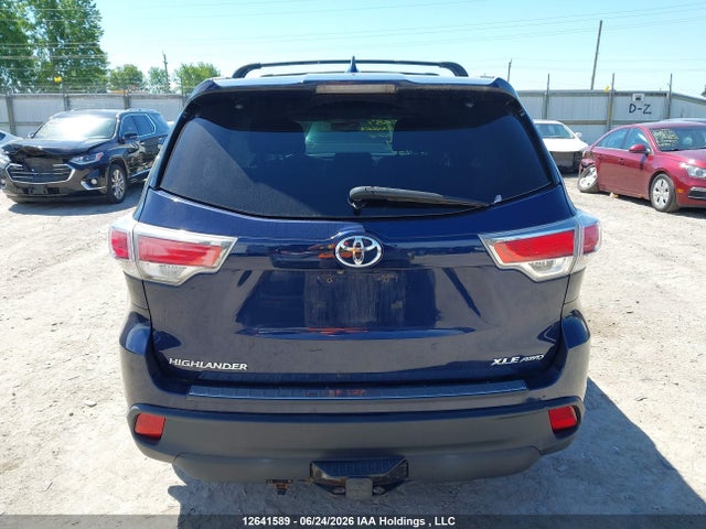 12641589 :رقم المزاد ، 5TDJKRFH6FS109522 vin ، 2015 Toyota Highlander Xle مزاد بيع