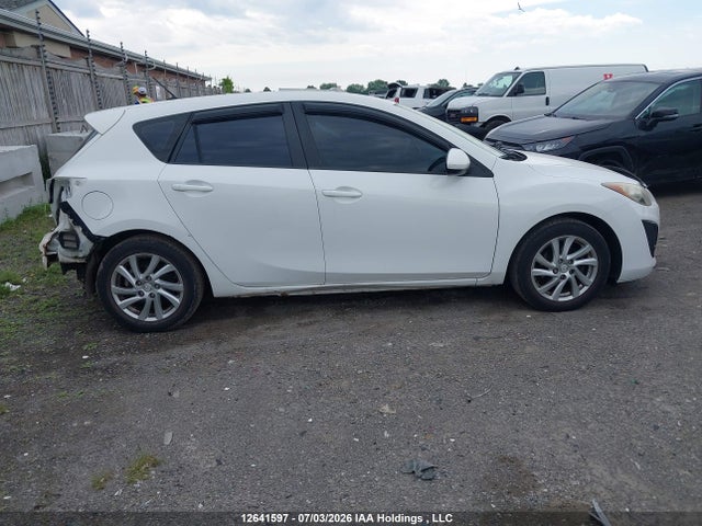 12641597 :رقم المزاد ، JM1BL1KF0B1487043 vin ، 2011 Mazda 3 I مزاد بيع
