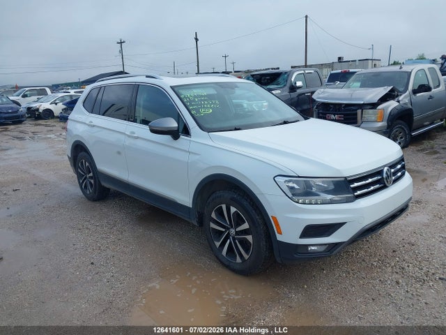 Продаж на аукціоні авто 2021 Volkswagen Tiguan Se/se R-line Black/sel, vin: 3VV2B7AX7MM132572, номер лоту: 12641601