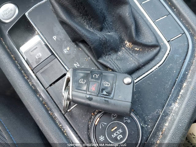 Продаж на аукціоні авто 2021 Volkswagen Tiguan Se/se R-line Black/sel, vin: 3VV2B7AX7MM132572, номер лоту: 12641601