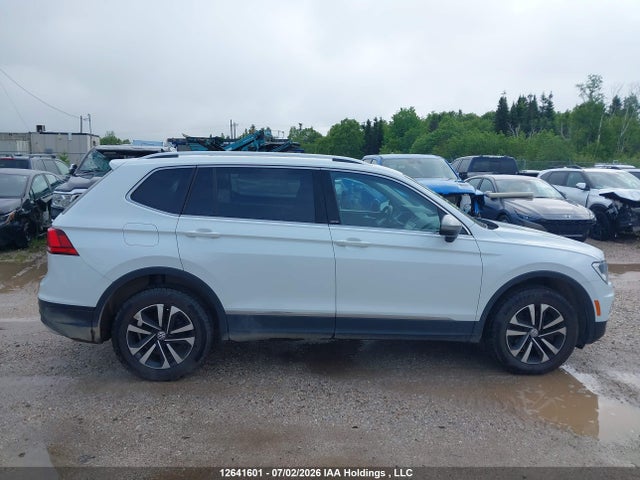 Продаж на аукціоні авто 2021 Volkswagen Tiguan Se/se R-line Black/sel, vin: 3VV2B7AX7MM132572, номер лоту: 12641601