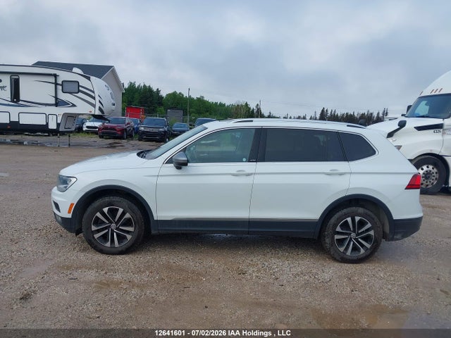 Продаж на аукціоні авто 2021 Volkswagen Tiguan Se/se R-line Black/sel, vin: 3VV2B7AX7MM132572, номер лоту: 12641601