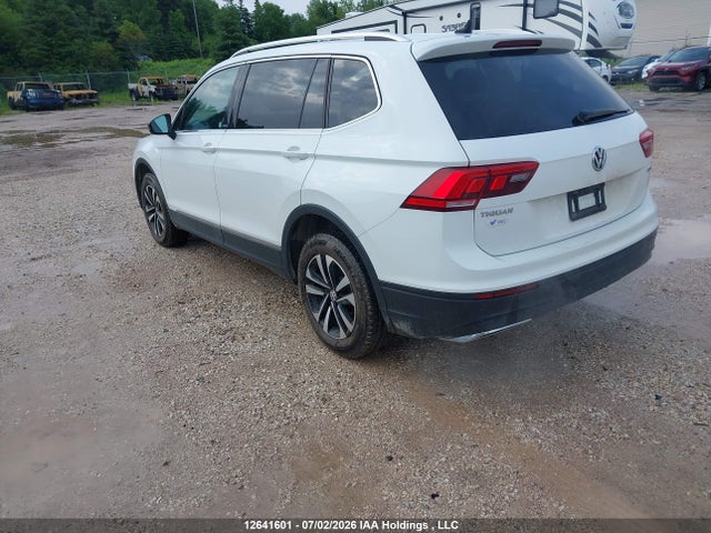 Продаж на аукціоні авто 2021 Volkswagen Tiguan Se/se R-line Black/sel, vin: 3VV2B7AX7MM132572, номер лоту: 12641601