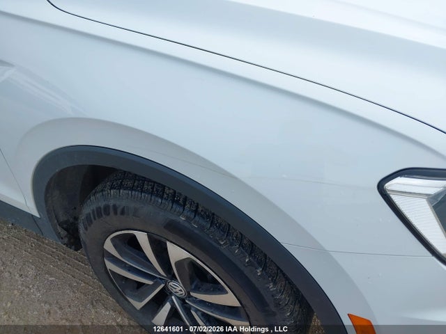 Продаж на аукціоні авто 2021 Volkswagen Tiguan Se/se R-line Black/sel, vin: 3VV2B7AX7MM132572, номер лоту: 12641601