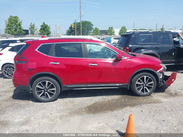 2017 Nissan Rogue S/sl Platinum/sv მანქანა იყიდება აუქციონზე, vin: 5N1AT2MV4HC840186, აუქციონის ნომერი: 12641606