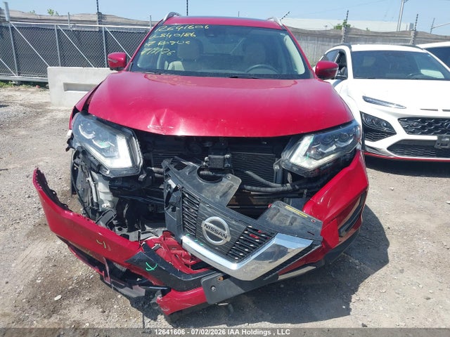2017 Nissan Rogue S/sl Platinum/sv მანქანა იყიდება აუქციონზე, vin: 5N1AT2MV4HC840186, აუქციონის ნომერი: 12641606