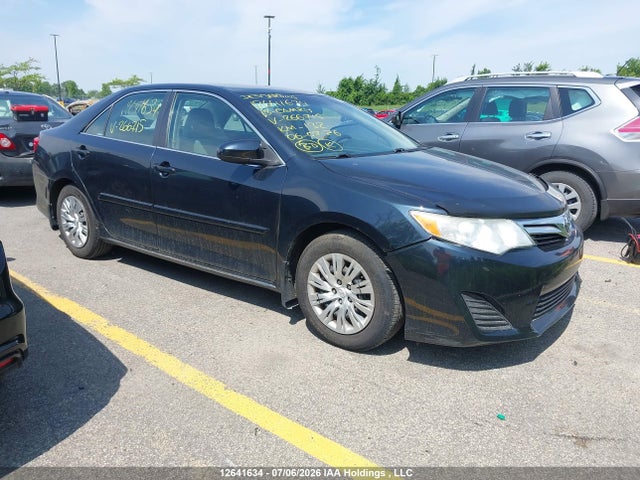 2013 Toyota Camry L/se/le/xle მანქანა იყიდება აუქციონზე, vin: 4T1BF1FK9DU266715, აუქციონის ნომერი: 12641634
