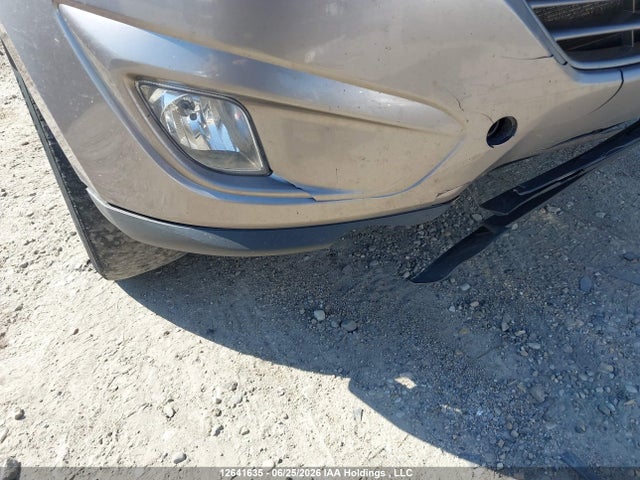 12641635 :رقم المزاد ، KM8JUCAC2CU400394 vin ، 2012 Hyundai Tucson Gls مزاد بيع